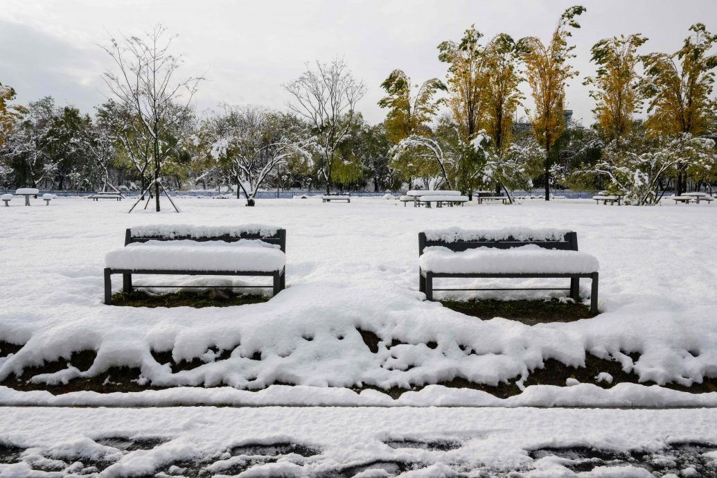 韩暴雪逾千航班大乱 乘客困机上11小时!坏天气还有两天