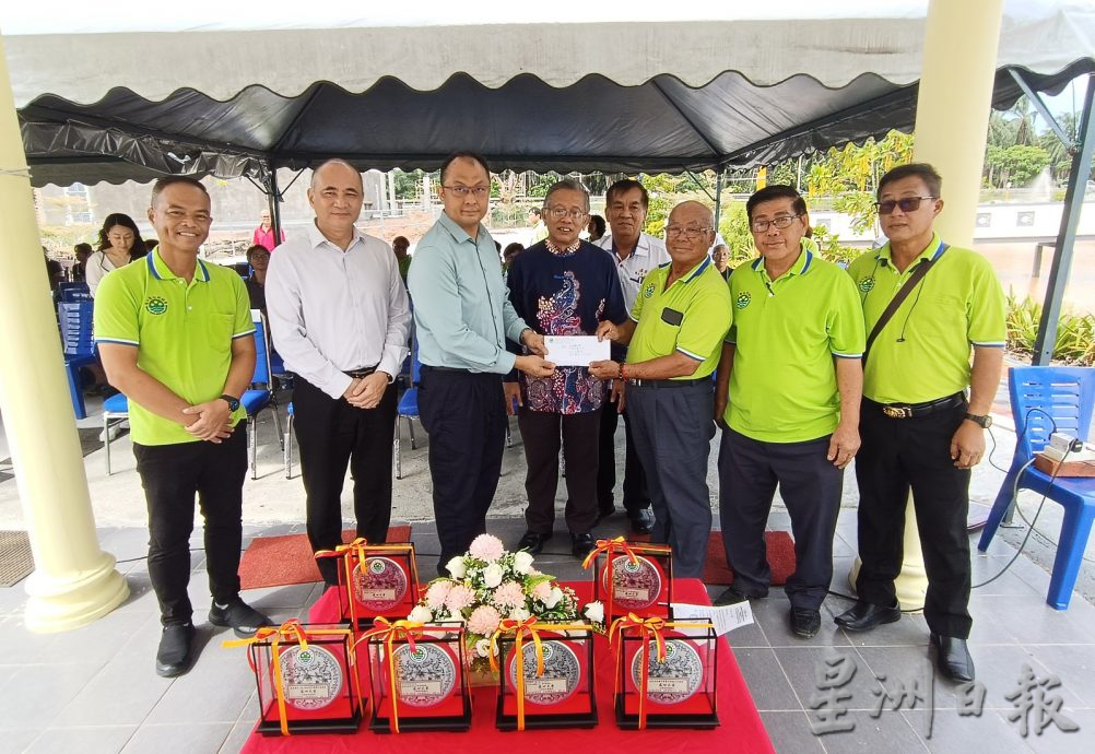 马口泷江同乡会推介植存葬,单身老人为首位安葬者