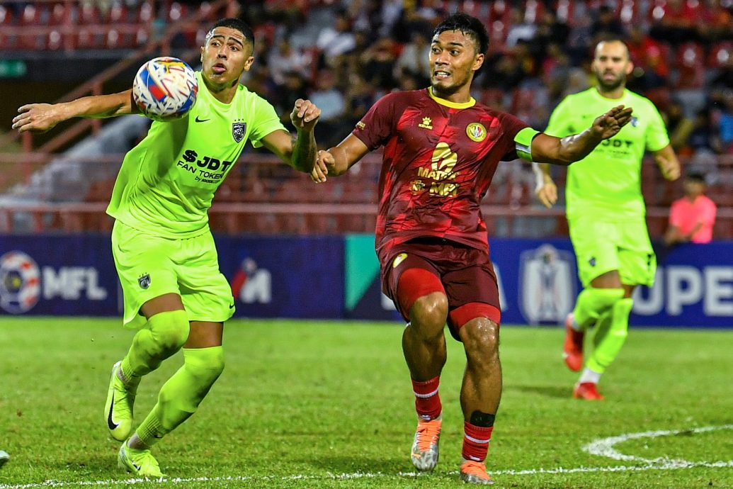 马超| 4比0轻取森美兰 南虎巩固榜首