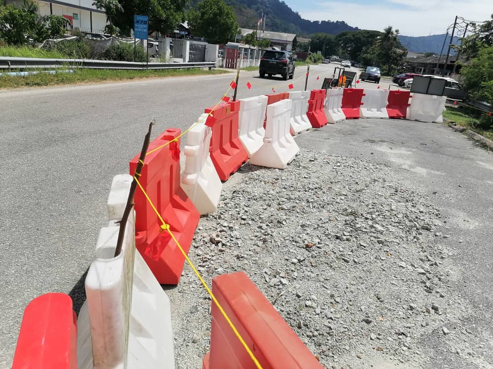 骑士掉坑意外发生后,路坑获紧急填补防再肇祸。