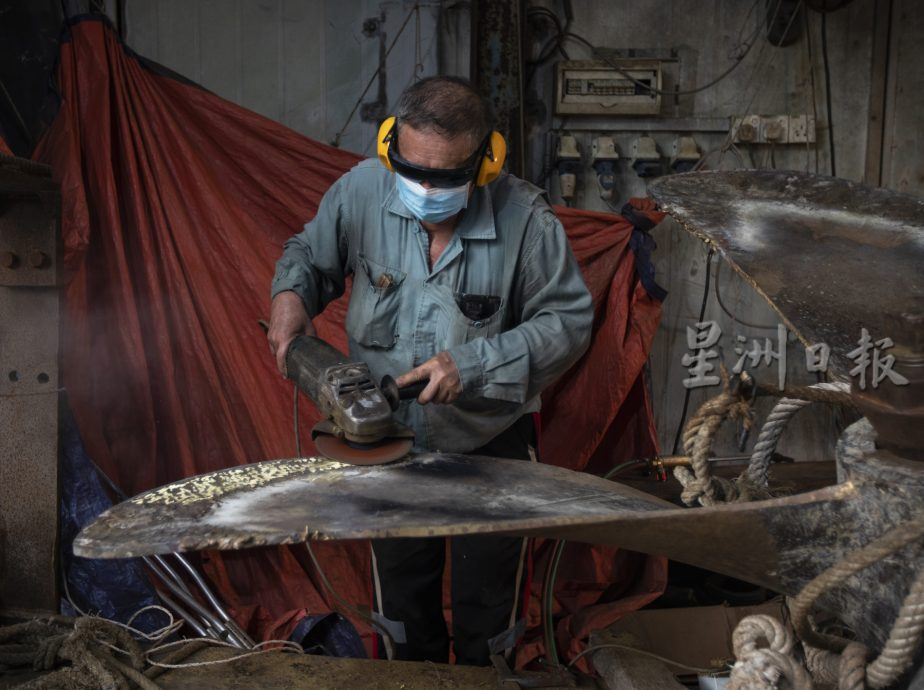 星角摄:即将消失的传统修理木船行业