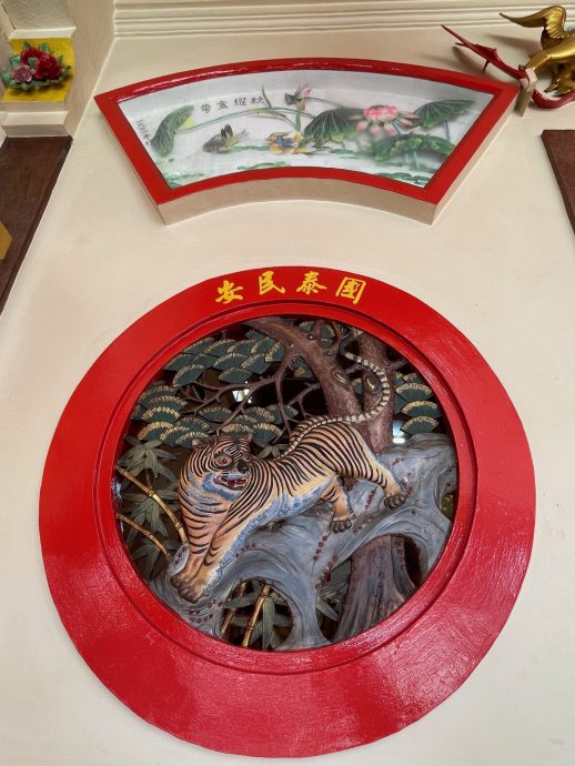 (12/11见报)异宗求同系列—万挠五府大人兴义殿/14图
