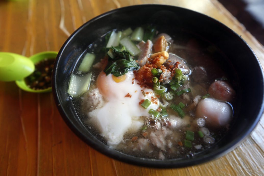 （23/11见报）大都会/揾食好易系列/越南猪肉粉红遍大街小巷