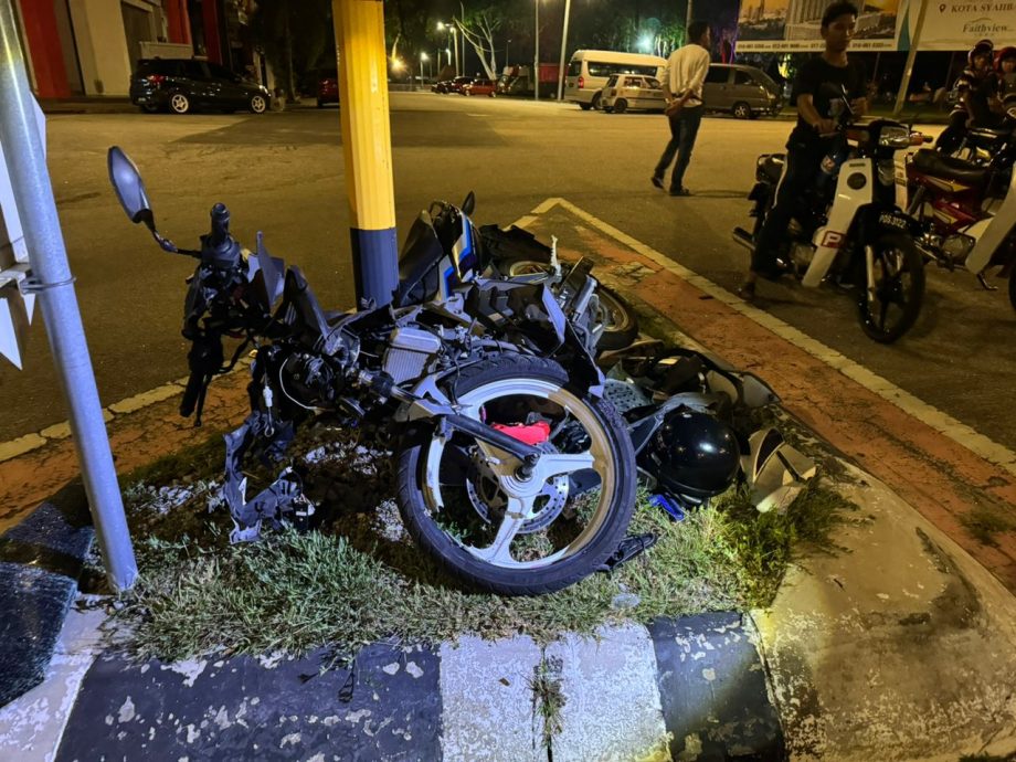 (古城版)少女无牌驾驶撞死少年