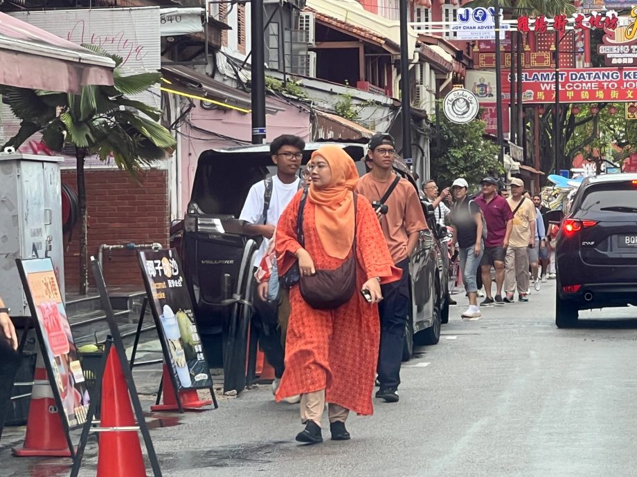 (古城第二版主文)《用眼睛去旅游》:鸡场街文化坊