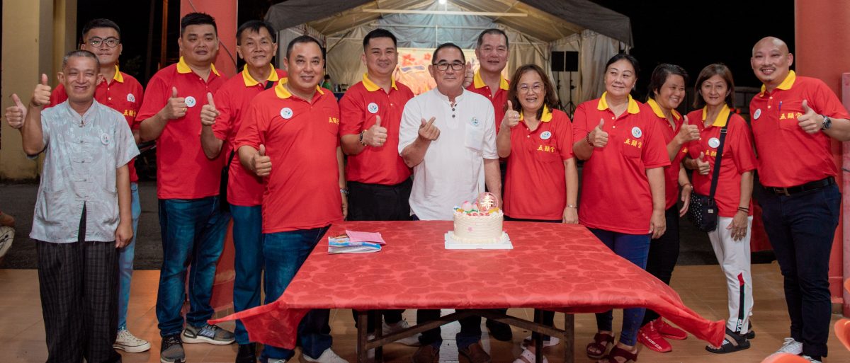 (古城第五版主文)五显宫颁发奖励金予34名优秀生