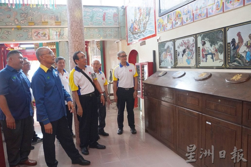 (大北马)苏克里任玻大臣以来,首访加央百年古庙保安宫,冀成游客游览景点