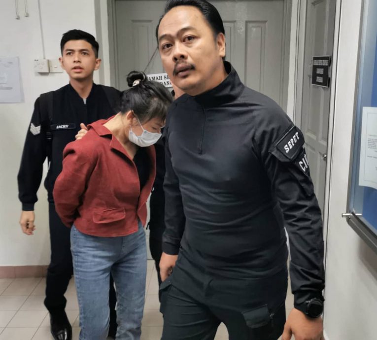 (已签发)全国:2000万绑架案|肉票57岁女至亲被控,申请保释被驳回