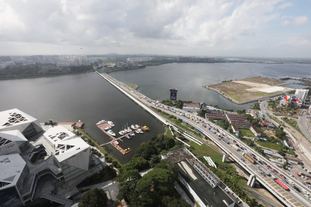 (已签发)全国:新加坡政策改变 林添顺:柔电动车充电站需求增