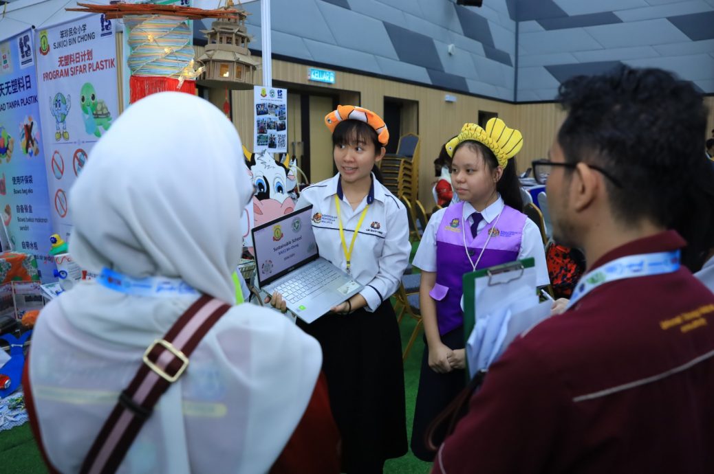 依城市政厅低碳嘉年华 吸引逾4500名参与者