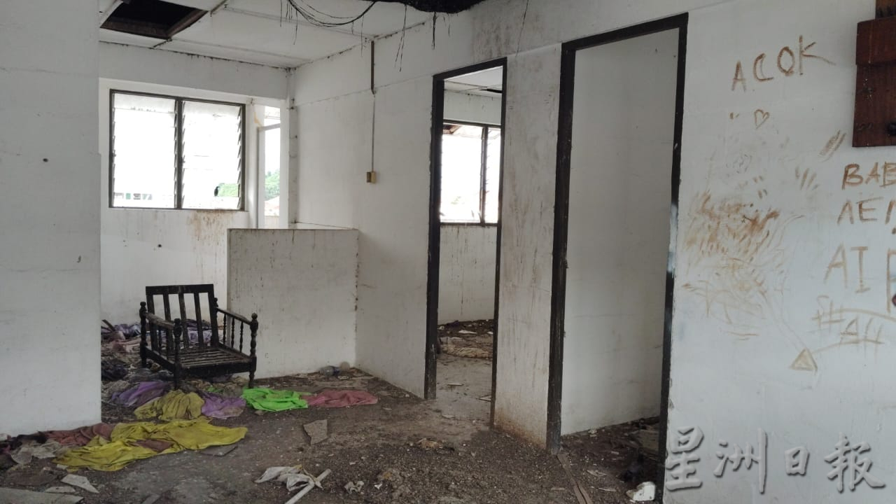 (已签发)柔:**封面**东甲组屋获提升 居民盼恢复热闹景象