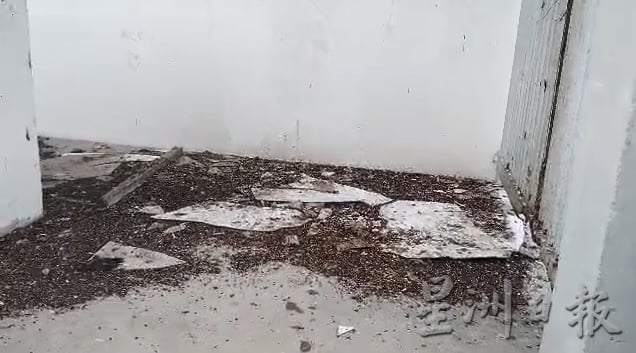 (已签发)柔:**封面**东甲组屋获提升 居民盼恢复热闹景象