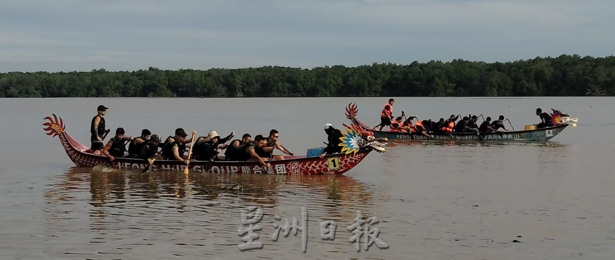 麻河再有龙舟赛 11支队伍麻河比拼实力