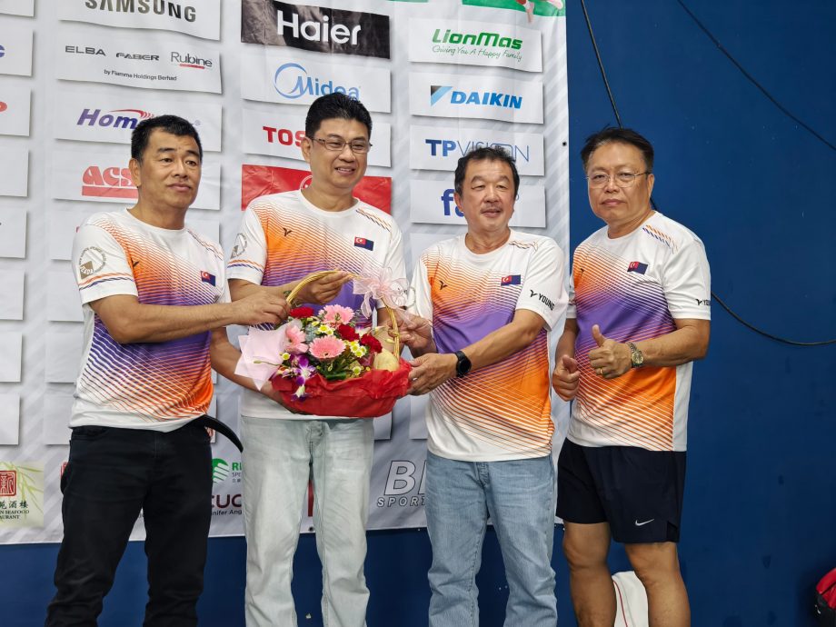 (已签发)柔:曾笳恩:政府增设2服务中心 吁狮城车主尽快注册VEP