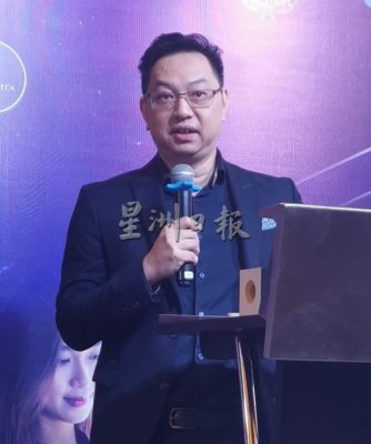 潘伟斯:使用科技提高生产力 实现2028年高收入国目标