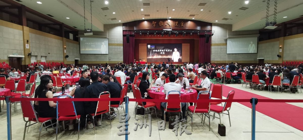 (已签发)柔:**版头**南院校友会庆30周年,陈洺臣吁仿美更积极支持母校