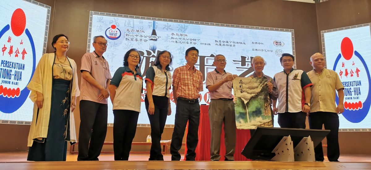 走一趟“游于艺诗书茶画展”,体验琴棋书画魅力