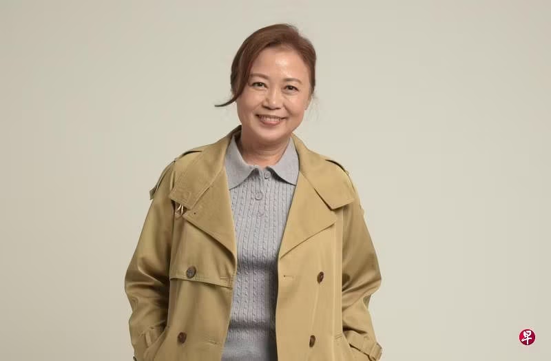 (已签发)柔:狮城二三事:向云拍新剧圆侠女梦 被鹦鹉啄手又扯发