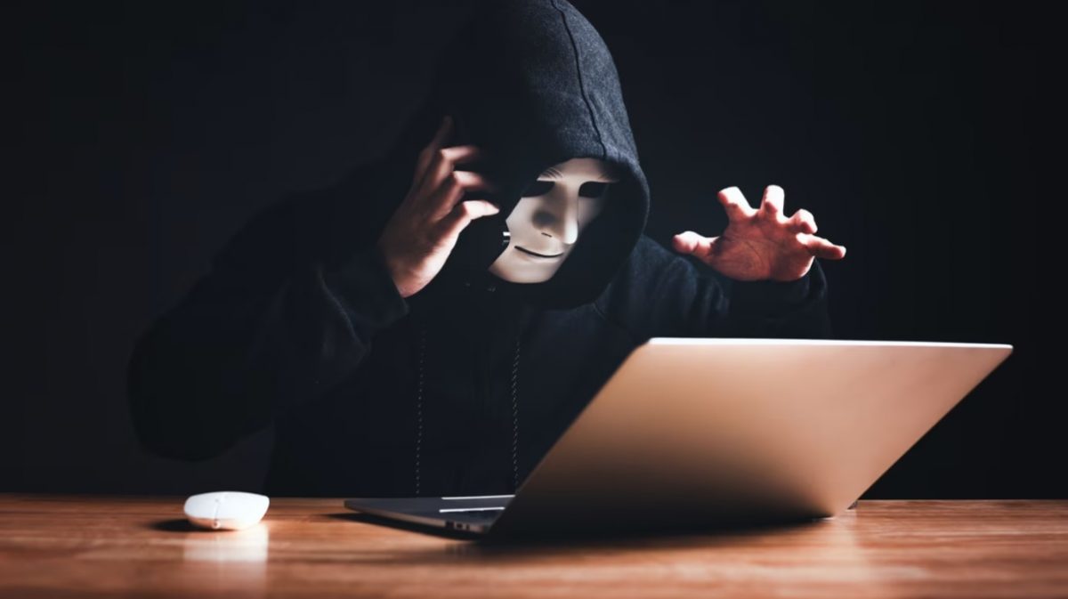 (已签发)柔:狮城二三事:狮城警方自10月1日起接获17起网络钓鱼骗局报案 损失金额近6万令吉