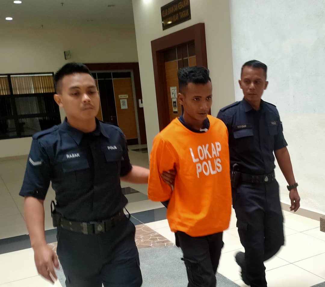 (已签发)柔:用屋主摩托车载走赃物 青年入屋行窃被判监禁6个月
