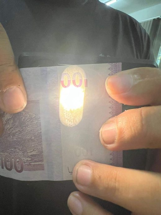 (已签发)柔:称数月前新山兑换到假钞 男子直呼倒霉