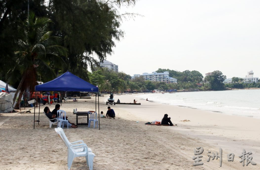 (已签)NS波德申:波市会禁沙滩遮阳棚出租,业者:“改色可继续经营”?
