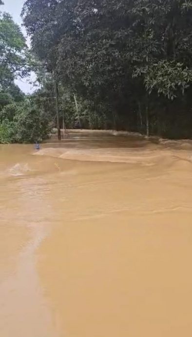 NS淡边/长命雨致河水泛滥 利民济各地遇水劫