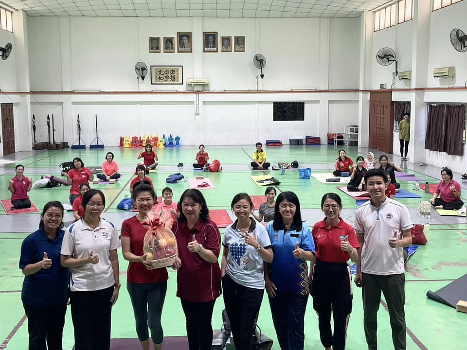 NS芙蓉:芙蓉中华小学首办教师瑜伽学习营,关注教师身心健康