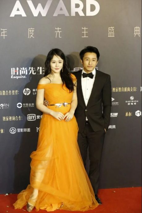 11岁儿身高136公分被嘲 邹市明妻为儿打生长激素惹议