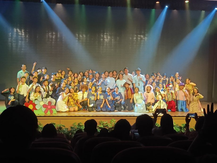 25/12大都会学海学记/《坤成中学戏剧公演“嬷嬷的魔幻方盒”》