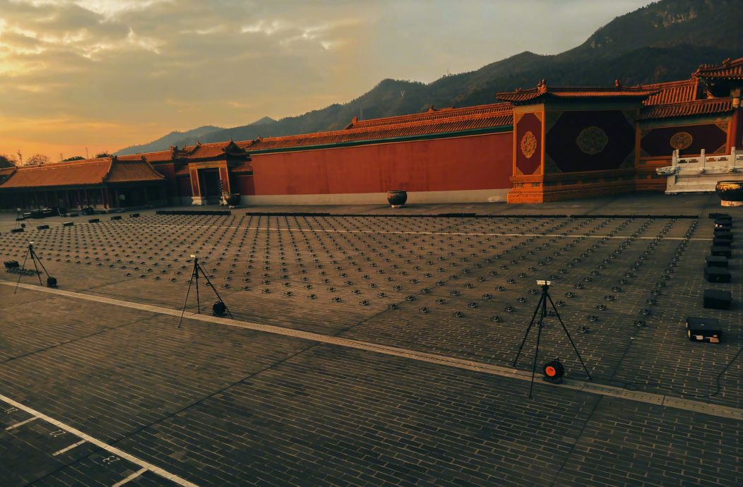 1000架无人机庆生应援 王鹤棣生日粉丝大阵仗