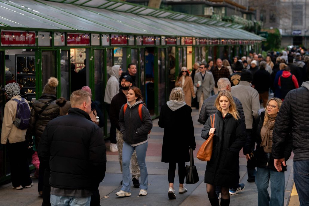 ​再破纪录 全美“黑色星期五”网购达480亿