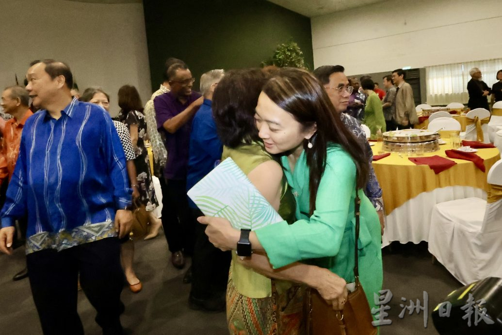 “圣诞期间机票仍低于500令吉”陆兆福:团结与和平至关重要