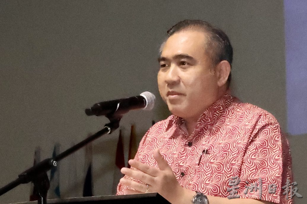 “圣诞期间机票仍低于500令吉”陆兆福:团结与和平至关重要