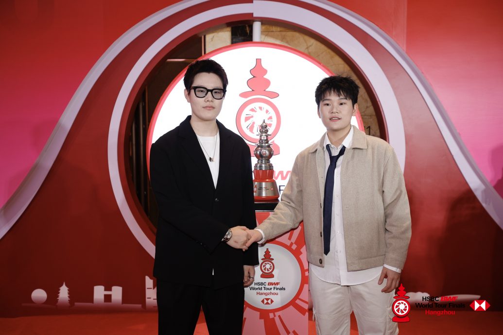 世界羽联年度颁奖礼| 梁王 圣坛 凤凰获年度最佳  中国斩获7奖最大赢家