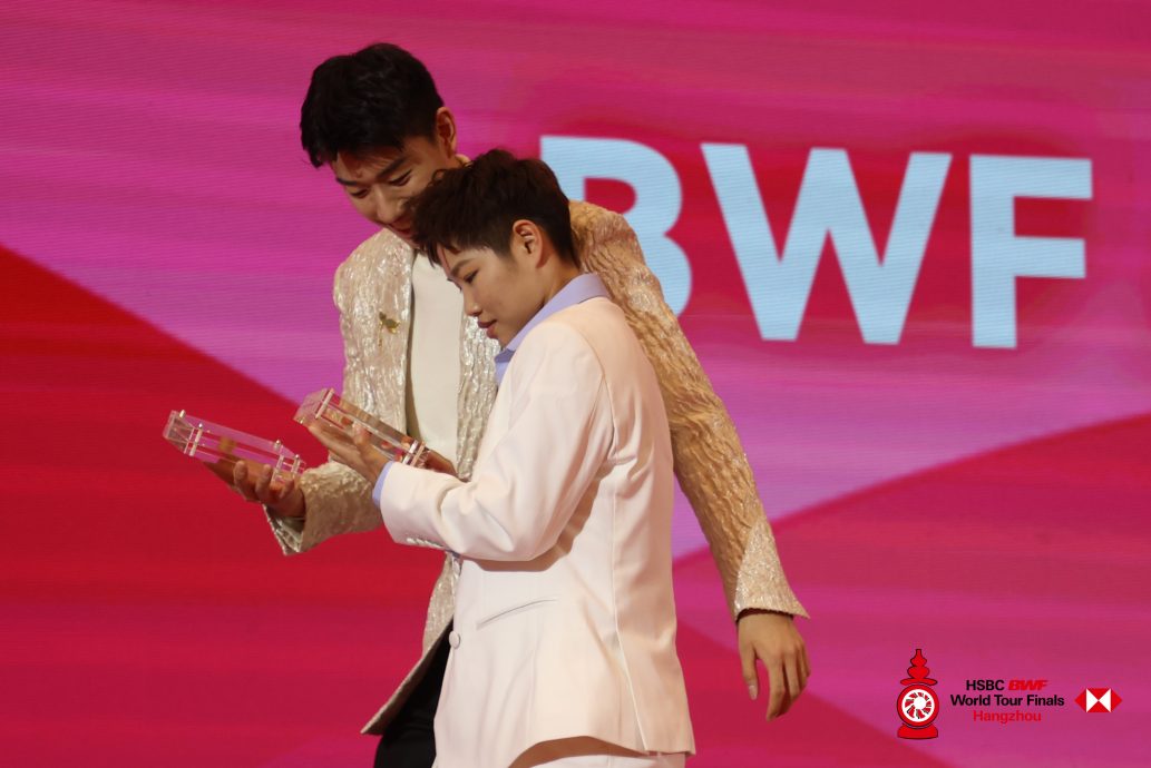 世界羽联年度颁奖礼| 梁王 圣坛 凤凰获年度最佳  中国斩获7奖最大赢家