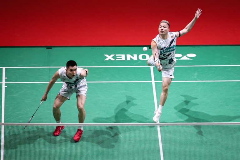 世羽联世巡赛总决赛| 飞汀碰奥运冠军（世界亚军）  乐蒂下下签遇2克星