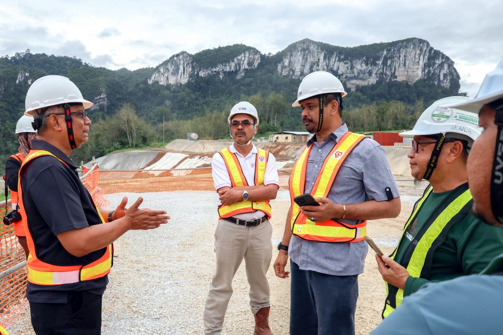 东：能吉里水力发电水坝工程可起防洪作用，预计可减少下游地约40％的洪水问题。