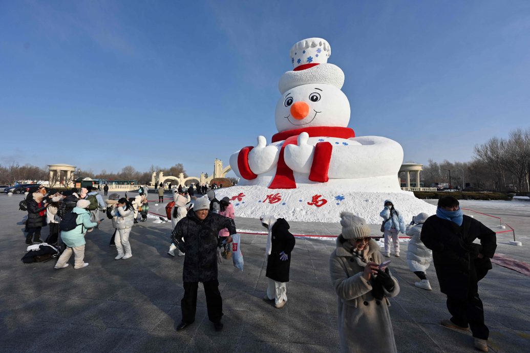 习近平:中国要实施“更积极有为”宏观政策 预计GDP增长5%