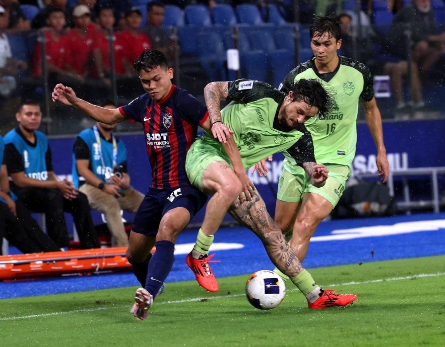 亚冠精英联赛|双方共中3张红卡 南虎闷和武里南联