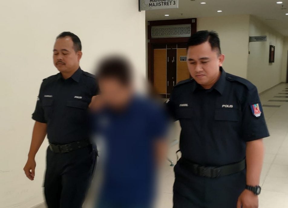 奸13岁亲生女成孕,柬商乱伦罪成监25年鞭10下