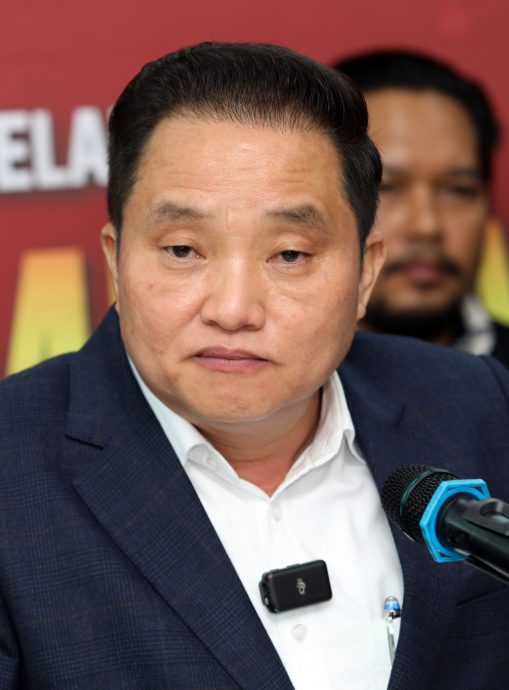 全国/黄瑞林回应嘻哈女歌手按摩赤裸被执法员拍摄