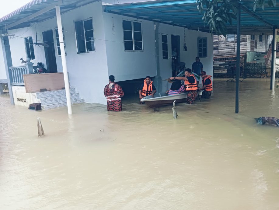 全国(供夜报):丹登彭水灾灾情