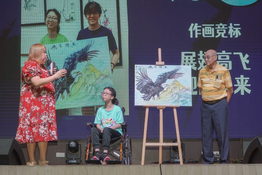 全国:暖势力:双福美术老师潘品通