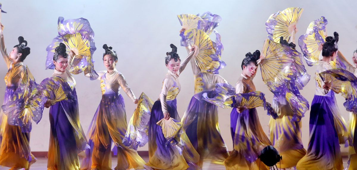 全霹舞蹈观摩晚会 半港侨民双喜临门