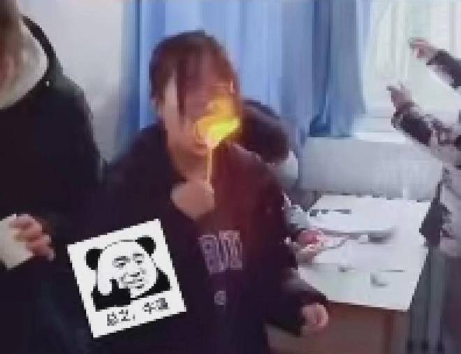 公司团建竟要员工“吞火” 事主:若非工难找即时辞职