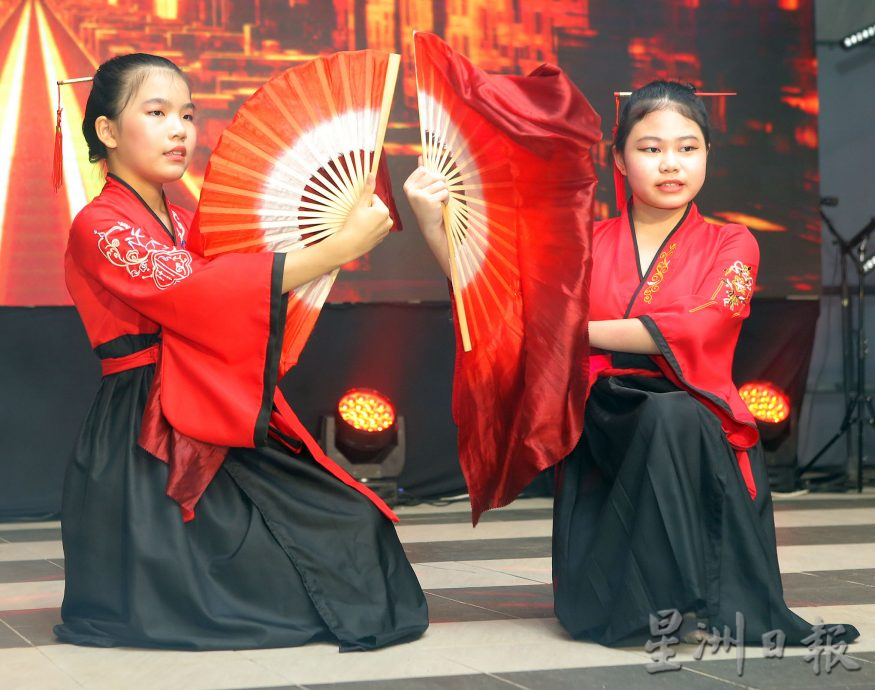 兵如嘉年华开幕 文化大汇演展各族特色