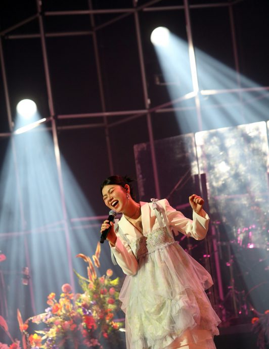 再唱出道曲哭花脸 蔡恩雨:还美吗?