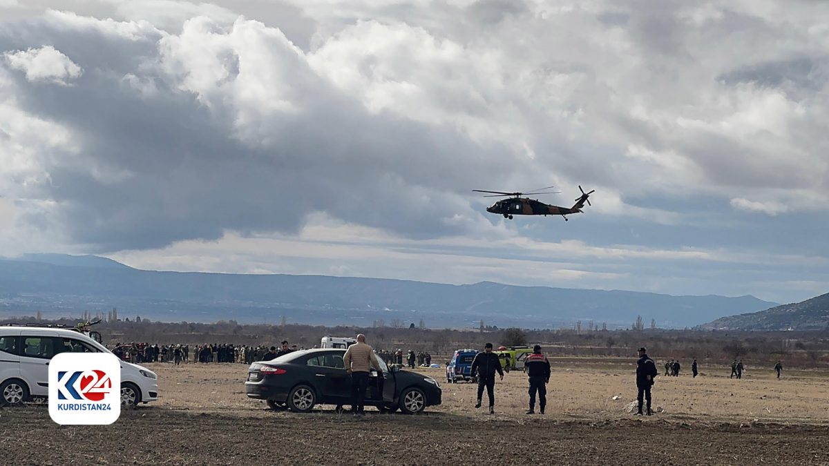 军训期间两架直升机相撞 6名土耳其士兵殉职