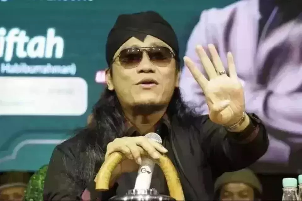 出言侮辱小贩引众怒 印尼总统特使辞职